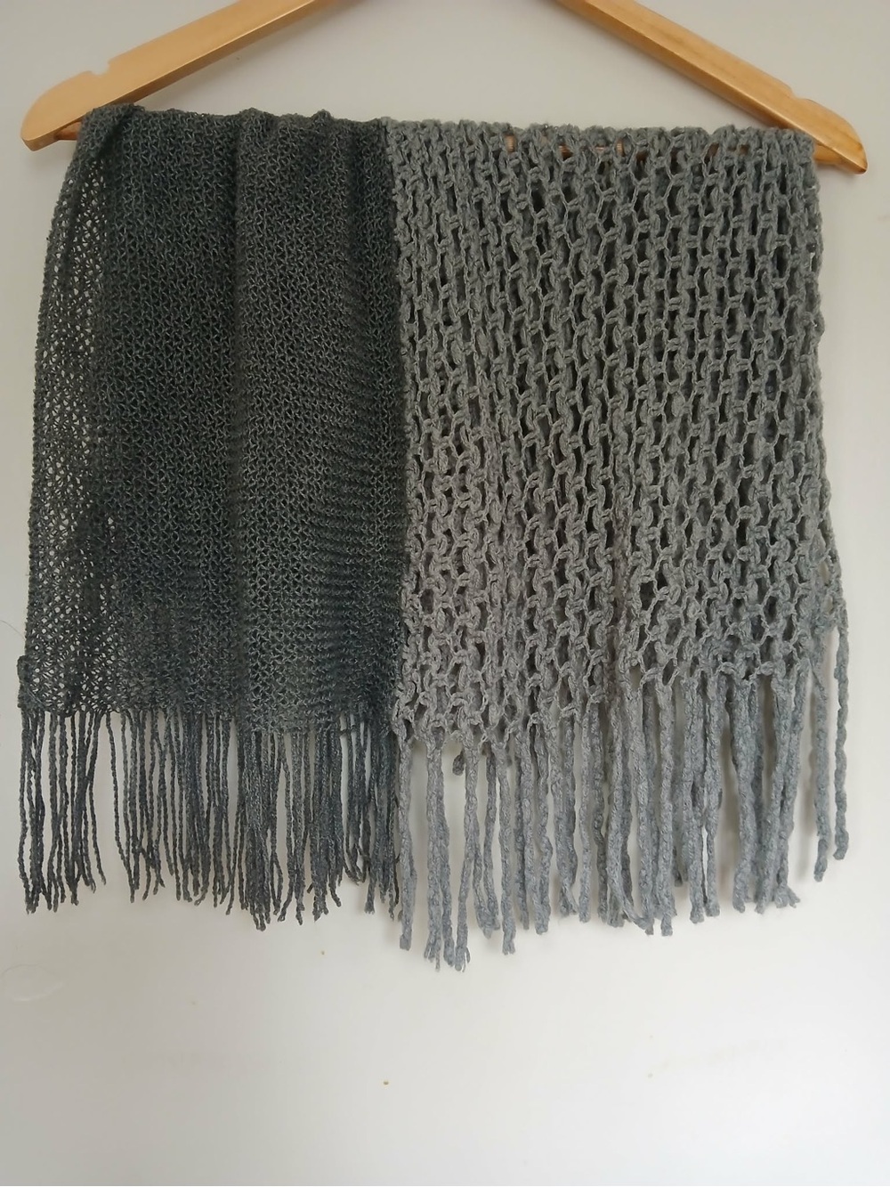 Gray Two Toned Knit Fringe Scarf Wrap - Women’s Lightweight Neck Gaiter Layer